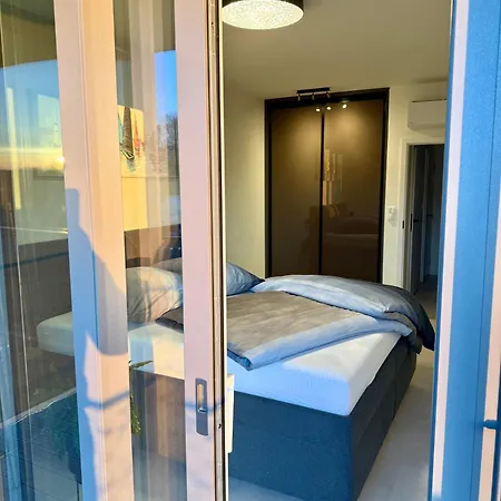Apartament Dafi *